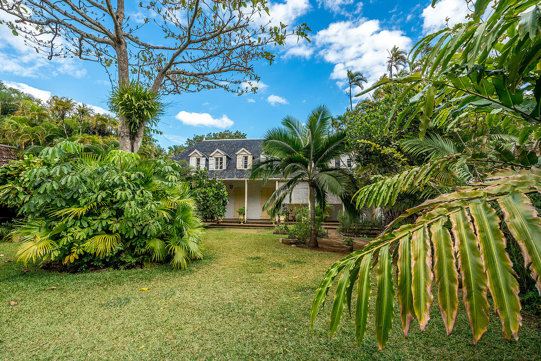 Lush tropical gardens of Eureka La Maison Creole, colonial house, Montagne Ory, Moka, Indian Ocean, Mauritius