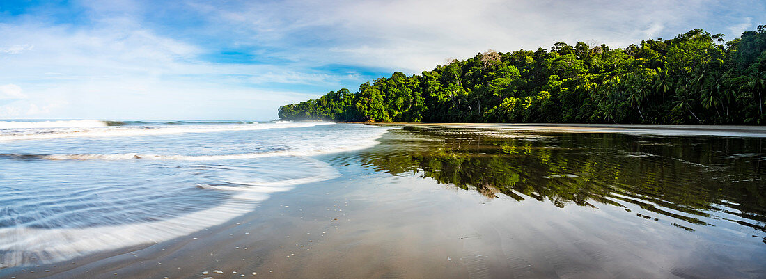 Playa Arco Beach and primary rainforest, Uvita, Marino Ballena National Park, Puntarenas Province, Pacific Coast of Costa Rica, Central America