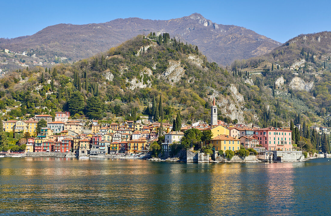 Stadt Varenna am Comer See, Lombardei, Italienische Seen, Italien, Europa