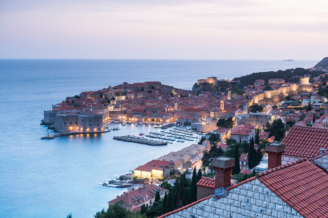 Luftaufnahme der Altstadt von Dubrovnik, UNESCO-Weltkulturerbe, Dubrovnik, Kroatien, Europa