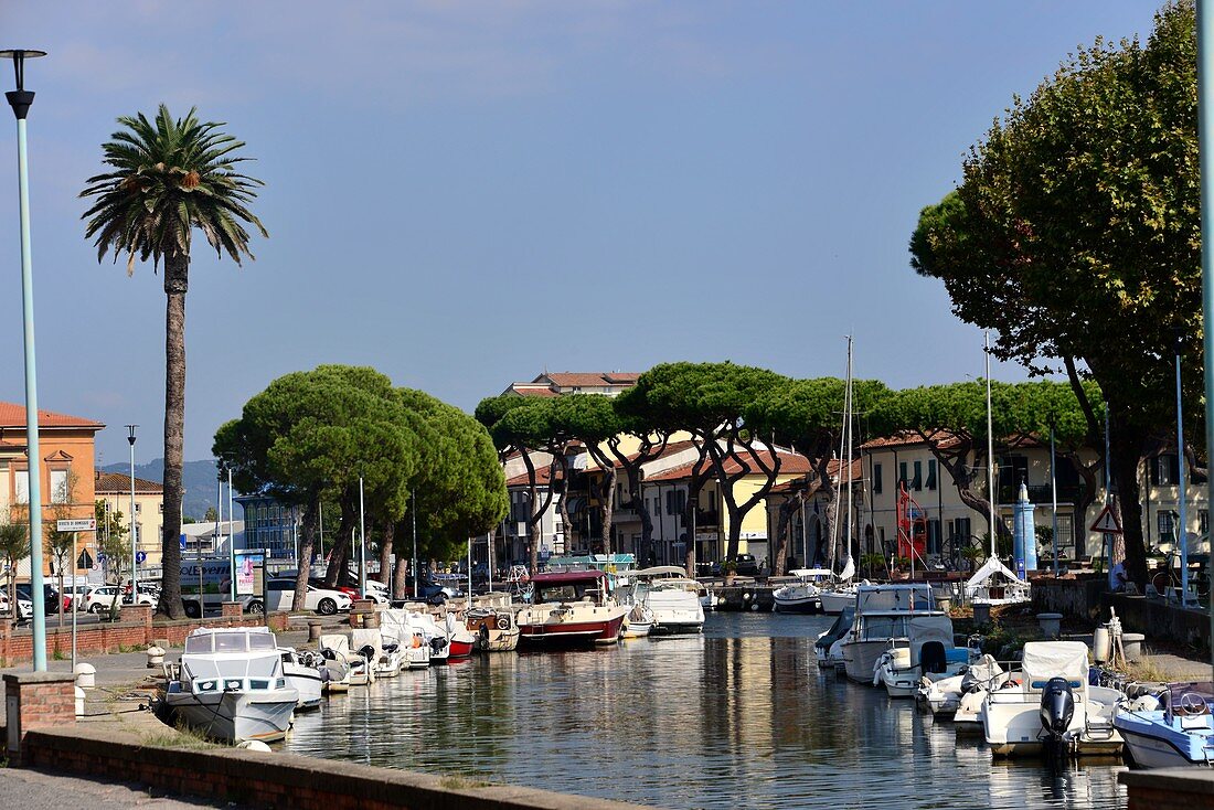 Hafen in Viareggio, Nord-Toskana, Italien