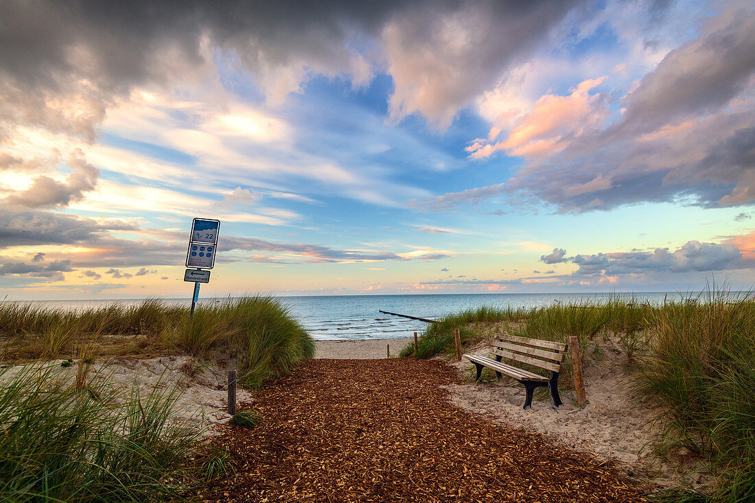 Sunset, beach, bank, Baltic Sea, Zingst, Prerow, Mecklenburg-Western Pomerania, Germany, Europe