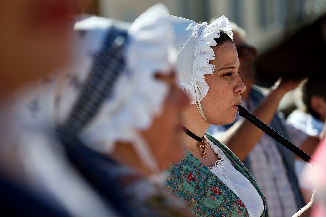 France, Var, Sanary sur Mer, the port, traditional Provencal dances during Heritage Days, musician, galoubet