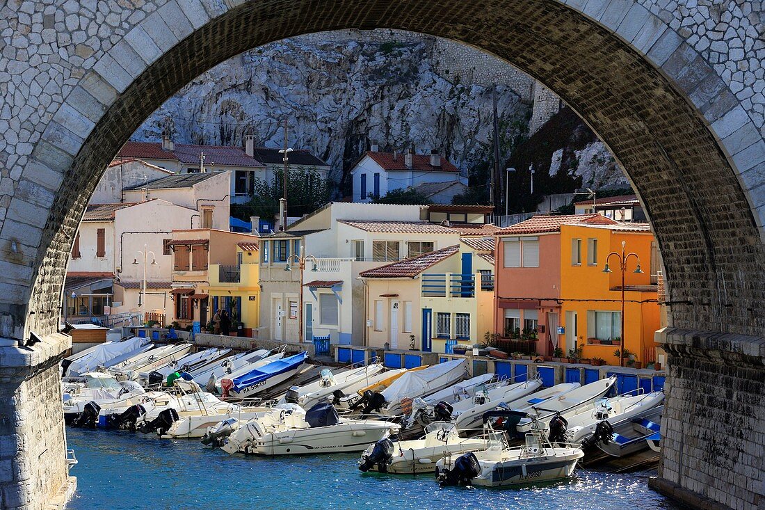 France, Bouches du Rhone, Marseille, district of Endoume, cove of the Vallon des Auffes