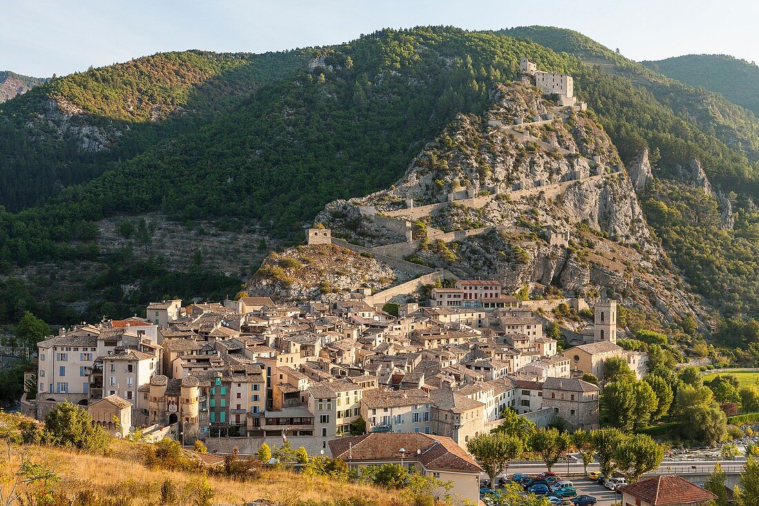 Frankreich, Alpes-de-Haute-Provence, Entrevaux klassifiziertes Dorf und Stadt mit Charakter, befestigt von Vauban
