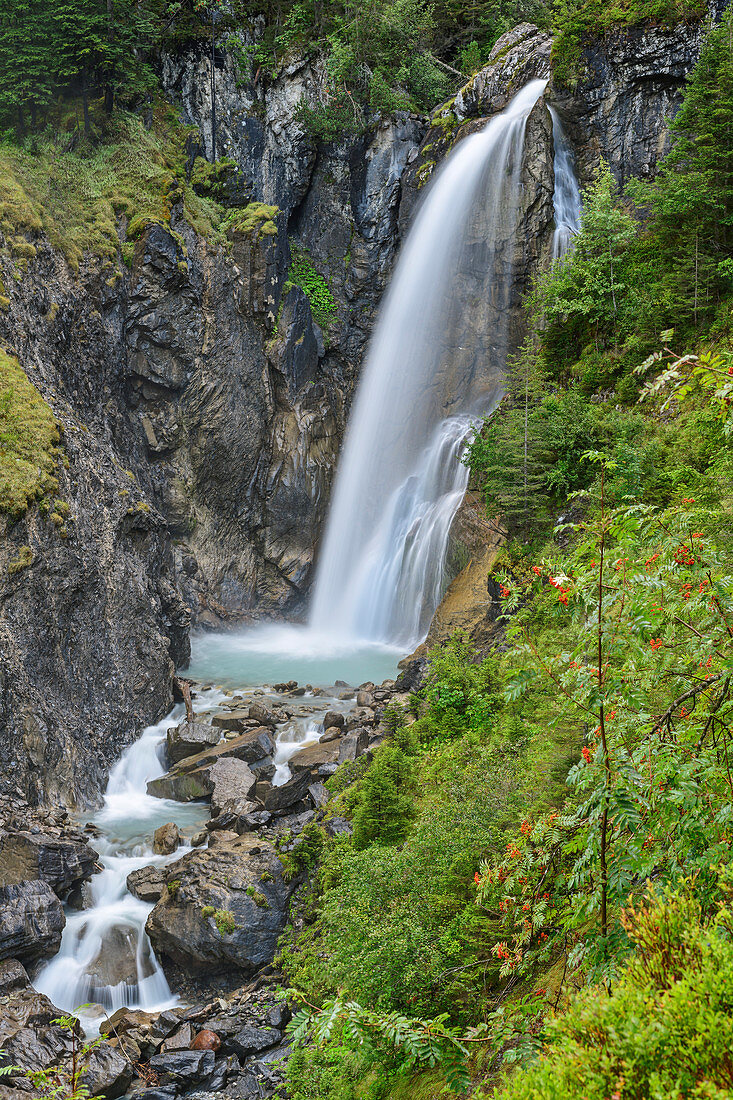 Waterfall, Rosenlaui, Rosenlaui Valley, Bernese Oberland, UNESCO World Natural Heritage Swiss Alps Jungfrau-Aletsch, Bernese Alps, Bern, Switzerland