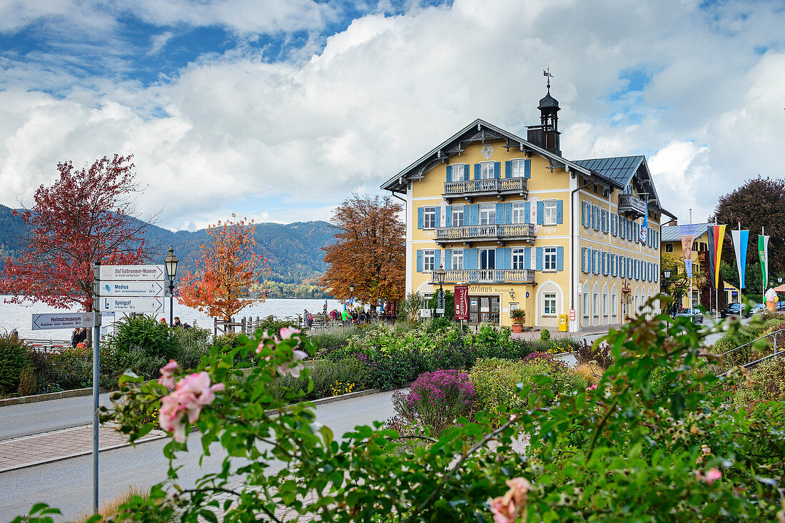 Rathaus von Tegernsee, Tegernsee, Oberbayern, Bayern, Deutschland