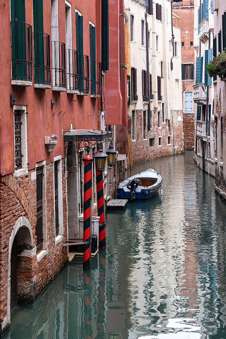 Blick auf einen Kanal in san Marco, Venedig, Venetien, Italien, Europa
