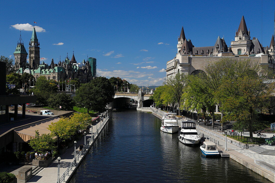 Auf dem Rideau-Kanal, Ottawa, Ontario, Kanada