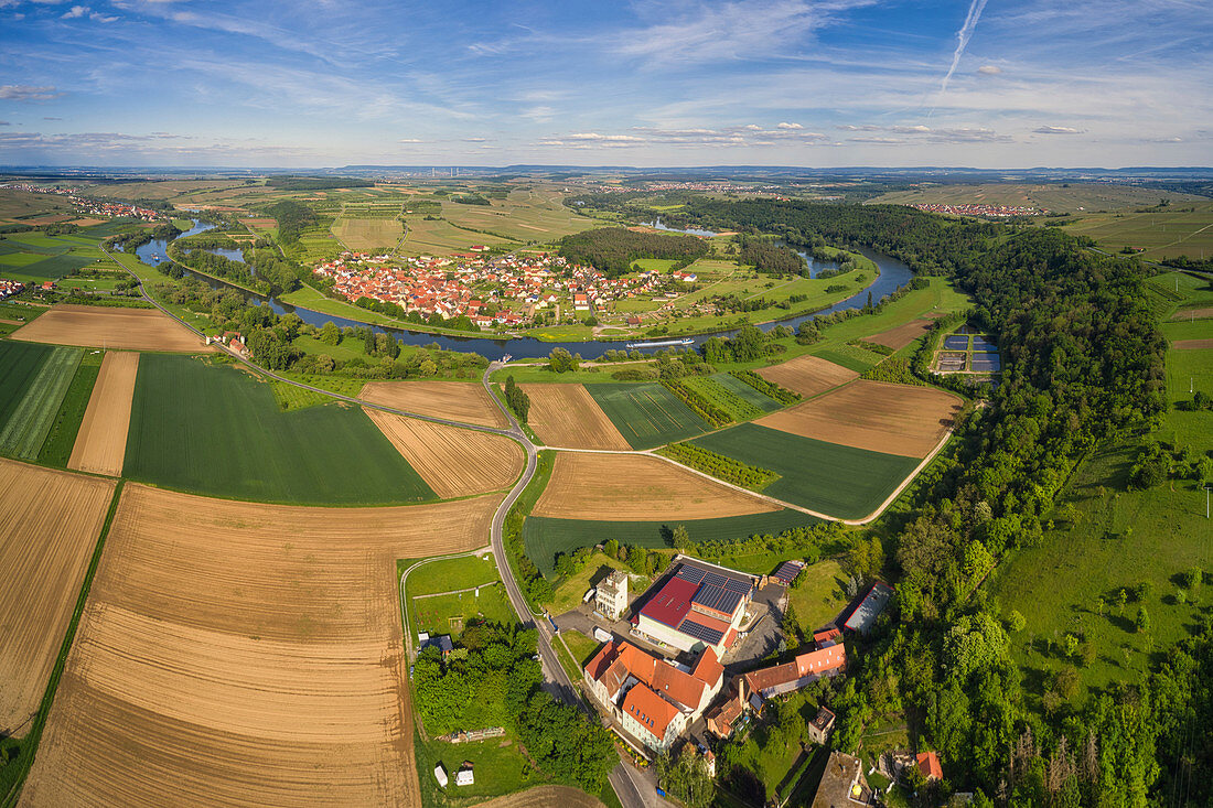 Blick auf Kaltenhausen im Maintal, Eisenheim, Würzburg, Unterfranken, Franken, Bayern, Deutschland, Europa