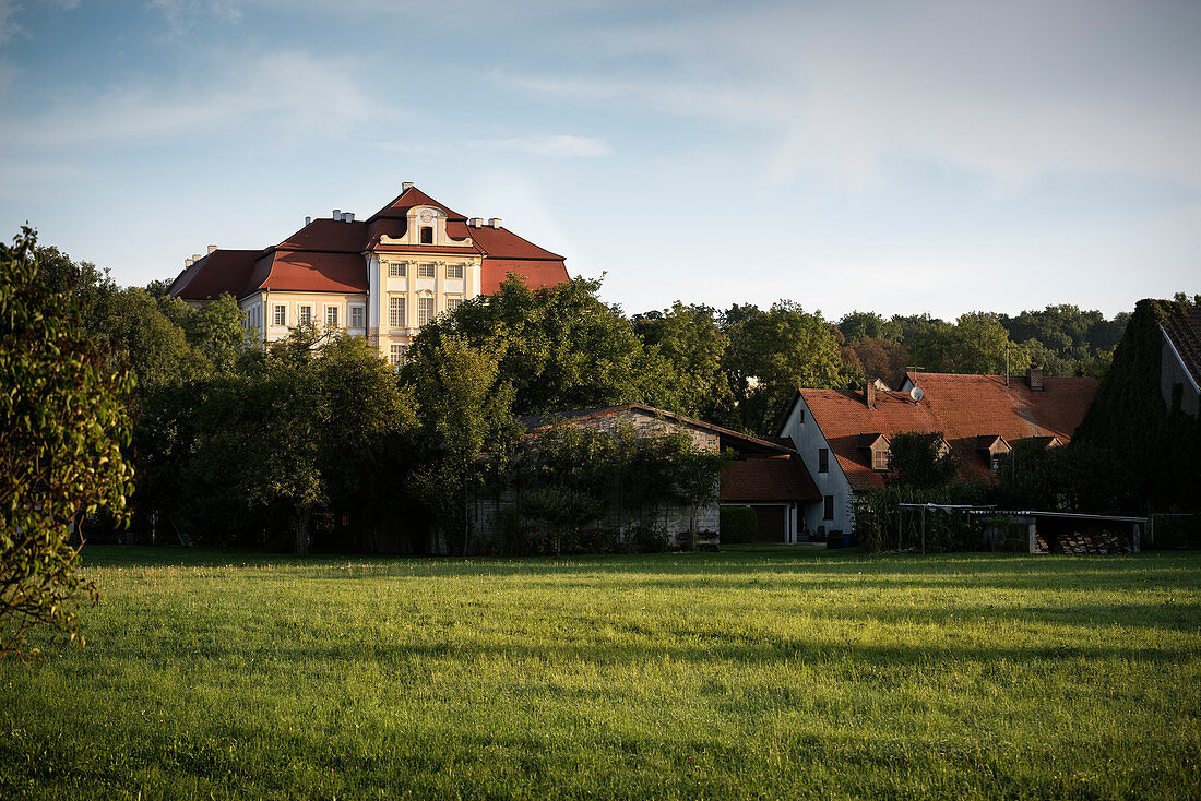 Schloss Bertoldsheim bei Mark Rennertshofen, Bayern, Donau, Deutschland