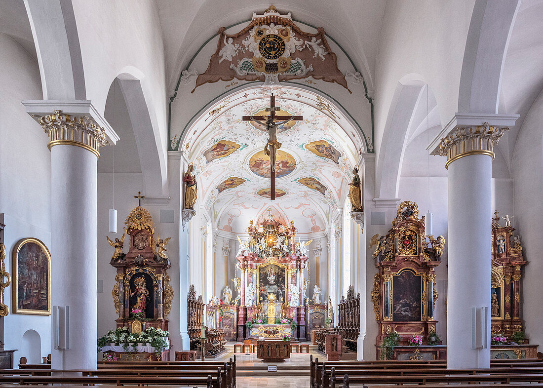 Altar der Kirche St Dionysius, Munderkingen, Alb-Donau Kreis, Baden-Württemberg, Donau, Deutschland