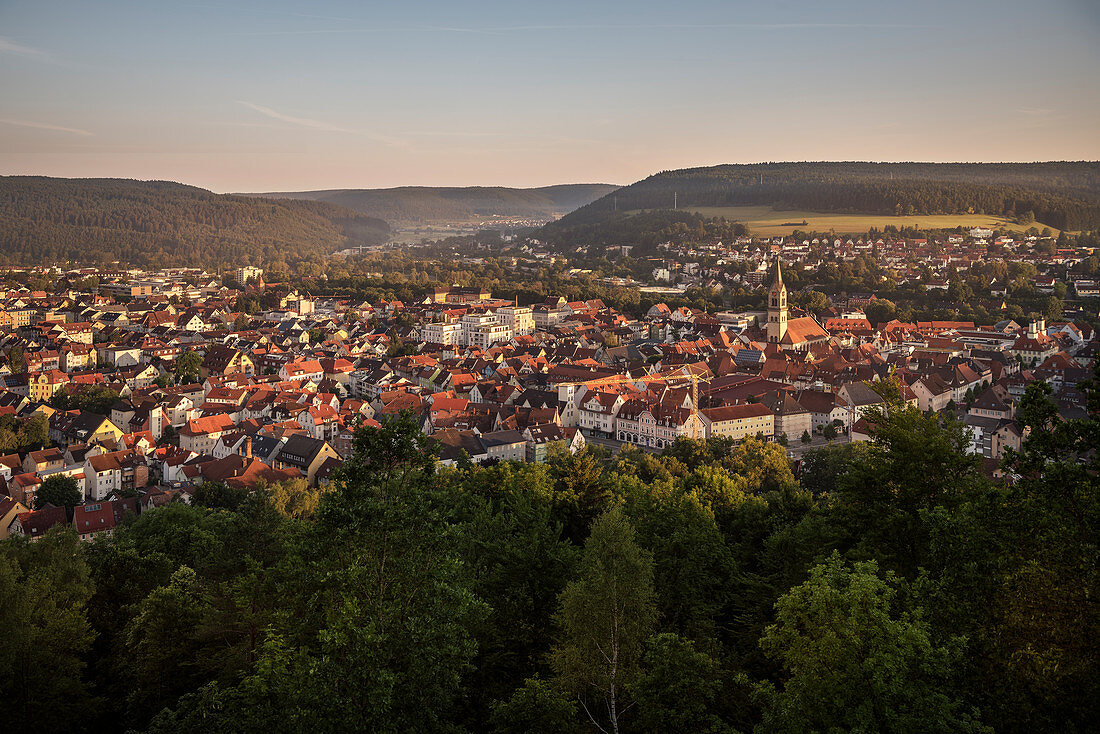 Blick vom Honberg auf die Stadt Tuttlingen, Baden-Württemberg, Donau, Deutschland