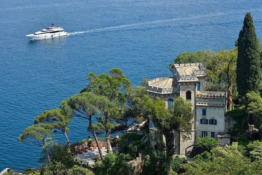 Italy, Liguria, Portofino, Luxurious villa overlooking the gulf of Genoa