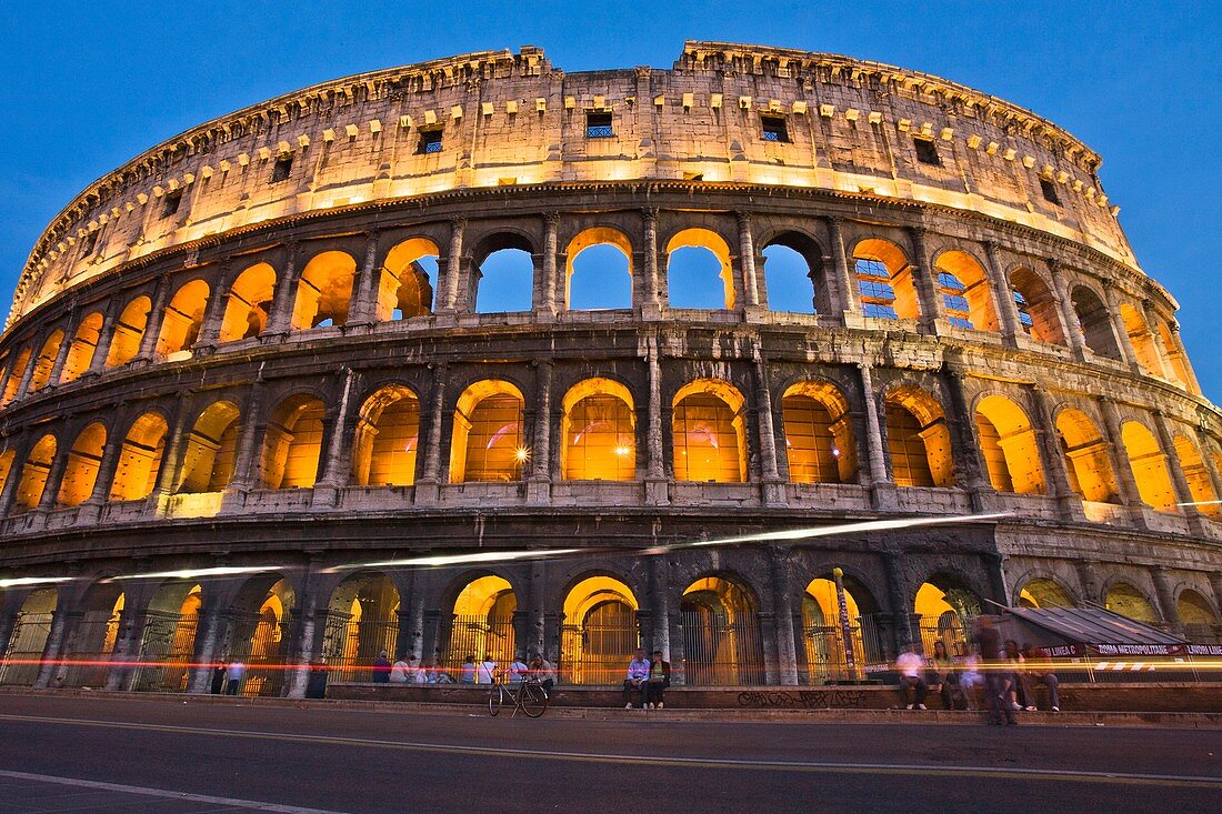 Colosseum, Coliseum, Flavian Amphitheatre, Rome, Lazio, Italy, Europe.