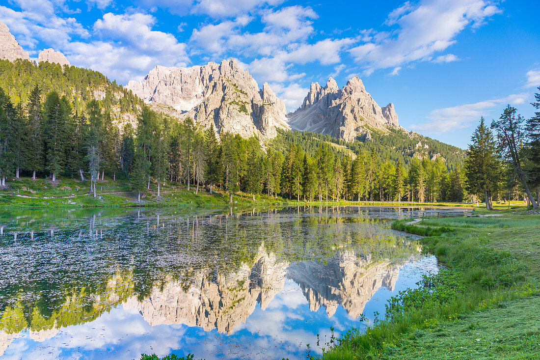 Lake Anturno and Cadini Mountains, UNESCO World Heritage Site, Province of Belluno, Misurina, Veneto, Italy, Europe