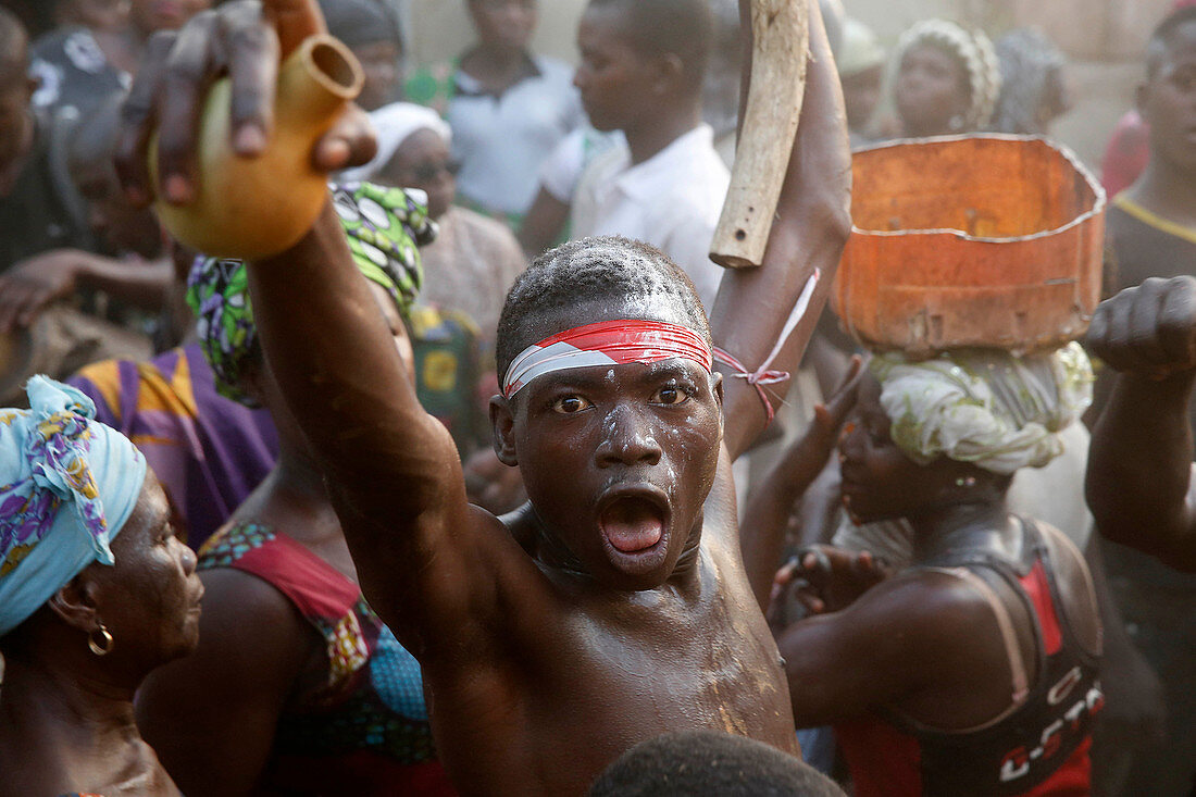 Voodoo-Begräbnisjubiläum in einem Dorf nahe Kara, Togo, Westafrika, Afrika