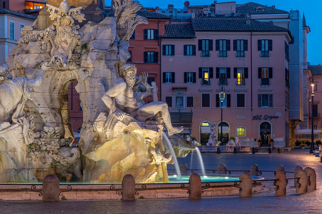 Fontana dei Quattro Fiumi (Brunnen der vier Flüsse), Flussgott Ganges, Piazza Navona, Ponte, Rom, Latium, Italien, Europa