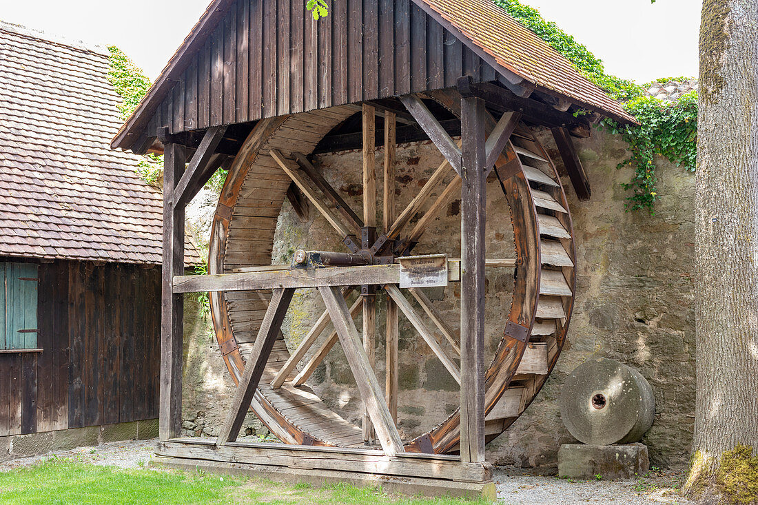 Mill wheel of the Hardmühle in Dinkelsbühl, Middle Franconia, Bavaria, Germany