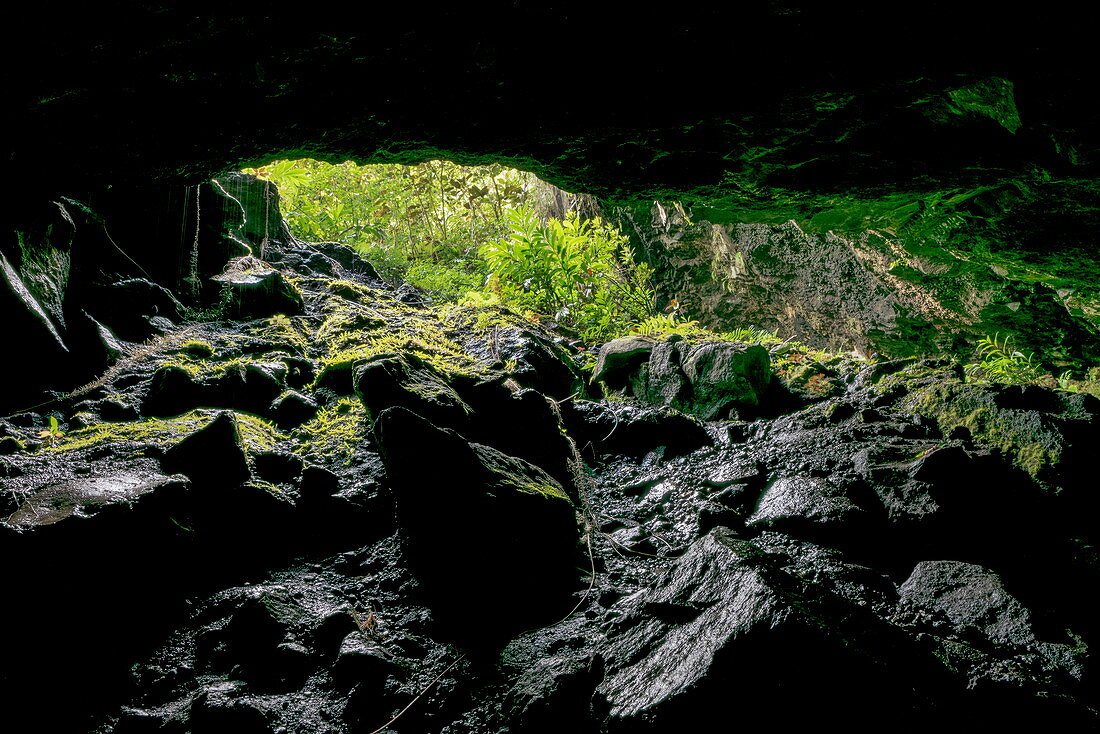Vaipori cave grotto, Tahiti Iti, Tahiti, Windward Islands, French Polynesia, South Pacific