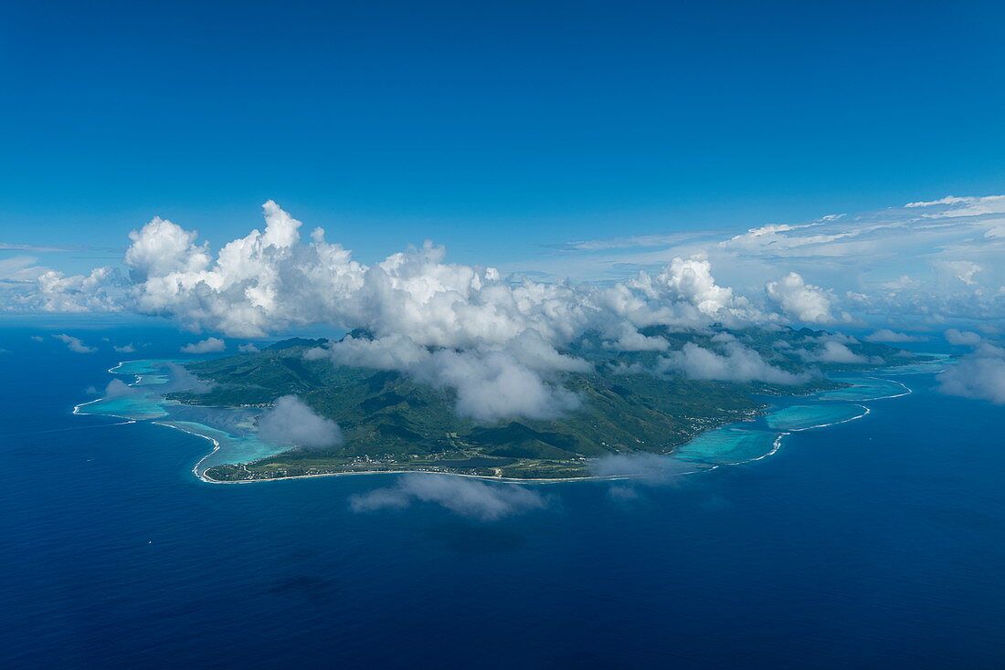 Luftaufnahme der Insel Moorea, Moorea, Windward Islands, Französisch-Polynesien, Südpazifik