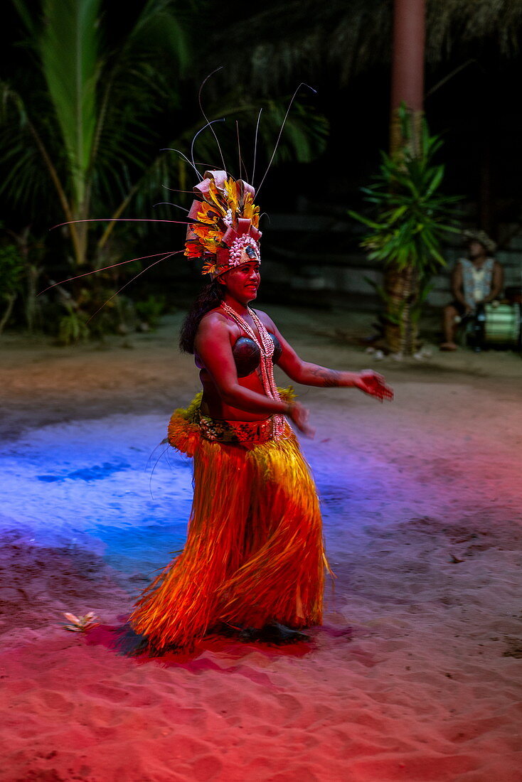 Polynesian dance performance during the 'Pacifica' show at the Tiki Village cultural center, Moorea, Windward Islands, French Polynesia, South Pacific