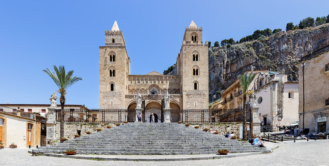 Der Dom von Cefalu, Sizilien, Italien