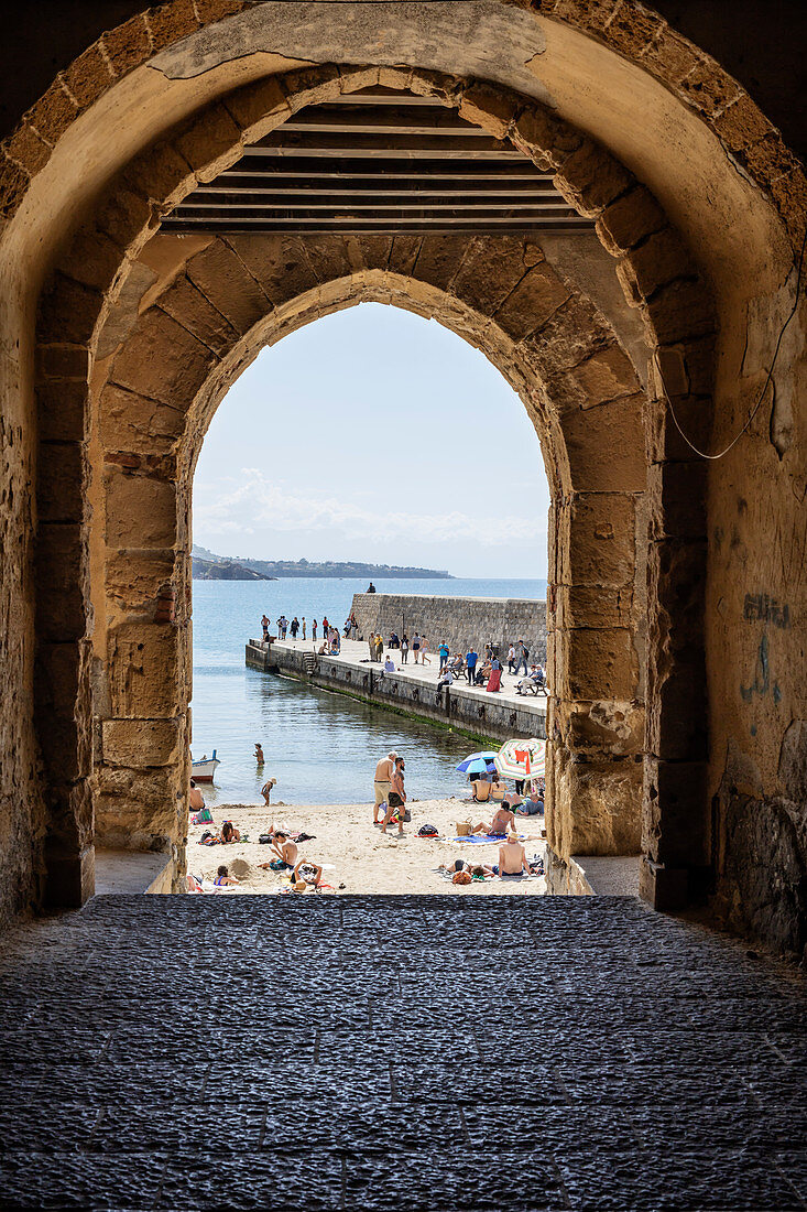 Passage to the city beach, Cefalu, Sicily, Italy
