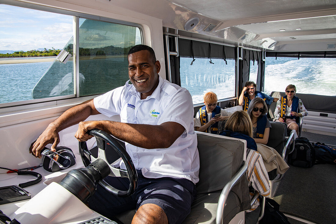 Transfer für Gäste mit Schnellboot von Port Denarau Marina zum Six Senses Fiji Resort auf Malolo Island, Port Denarau, nahe Nadi, Viti Levu, Fidschi-Inseln, Südpazifik