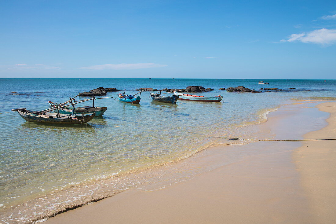 Fischerboote am Ong Lang Beach, Ong Lang, Insel Phu Quoc, Kien Giang, Vietnam, Asien