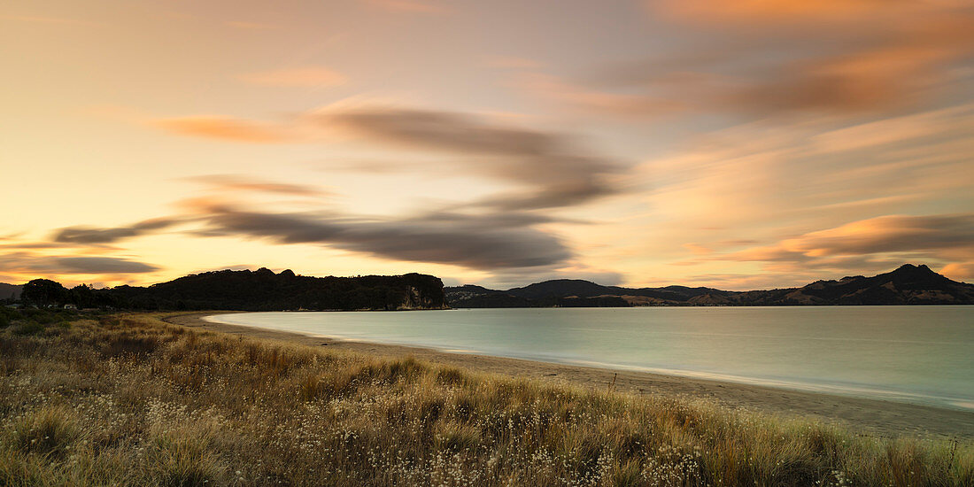 Cooks Beach at sunset, Coromandel Peninsula, Waikato, North Island, New Zealand, Pacific