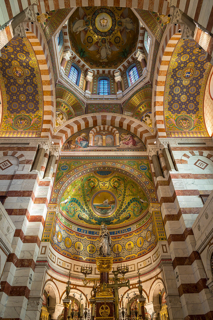 Innenraum der Kirche Notre Dame de la Garde, Marseille, Bouches du Rhone, Provence, Frankreich, Europa