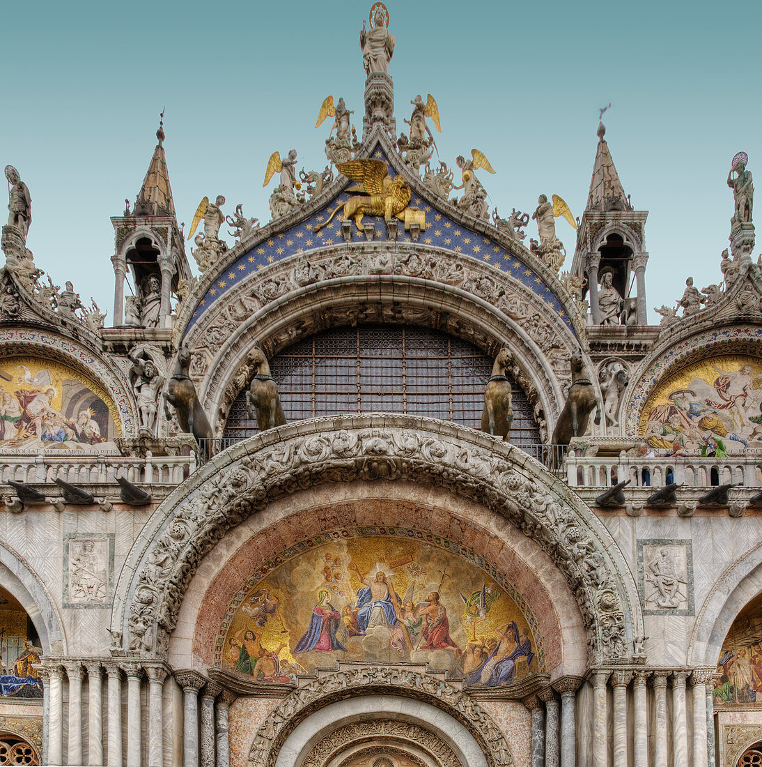Die Fassade der Basilika San Marco in Venedig, Markusdom auf der Piazza San Marco