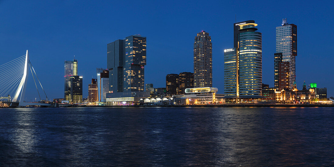 Nieuwe Maas River, Erasmus Bridge and Skyline, Rotterdam, South Holland, Netherlands, Europe