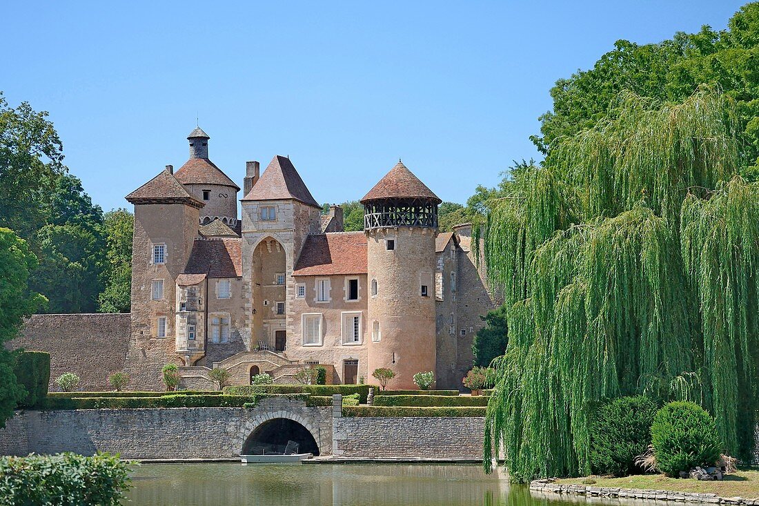 Frankreich, Saone et Loire, Sercy Castle