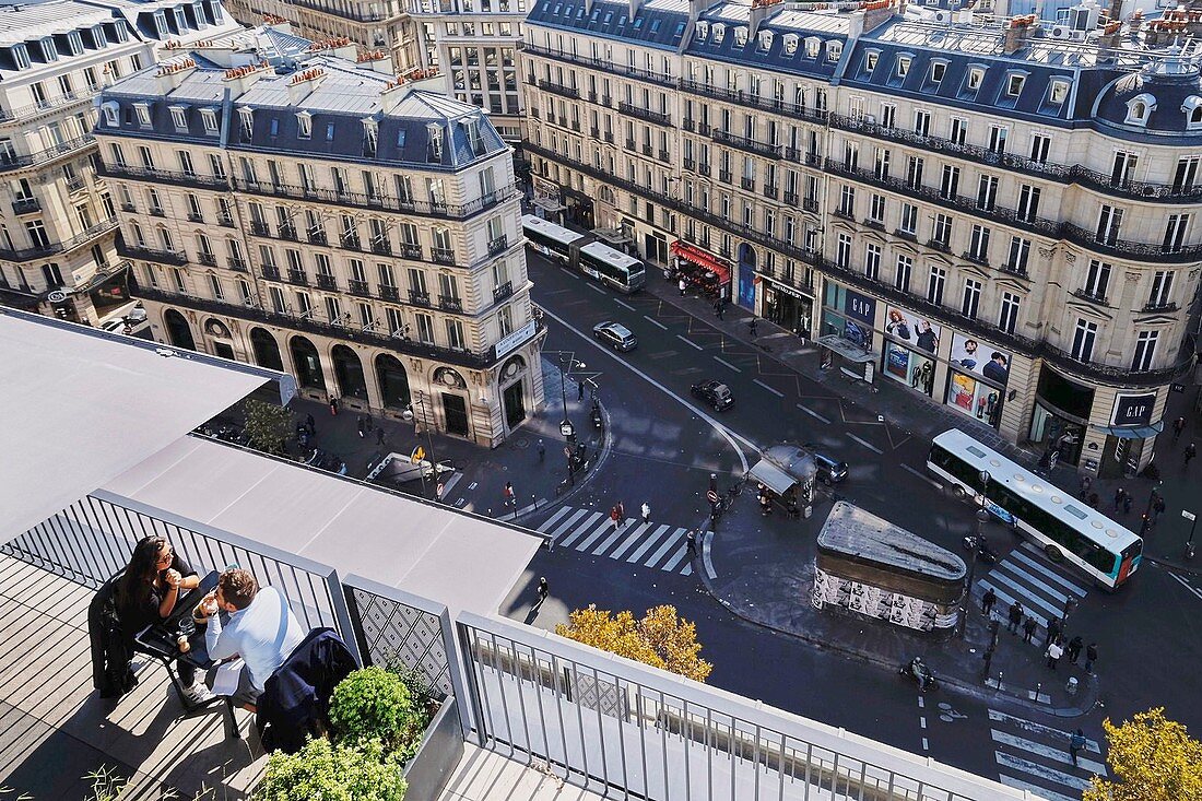 Frankreich, Paris, Boulevard Haussman, Café Terrace des Kaufhauses Le Printemps Haussmann