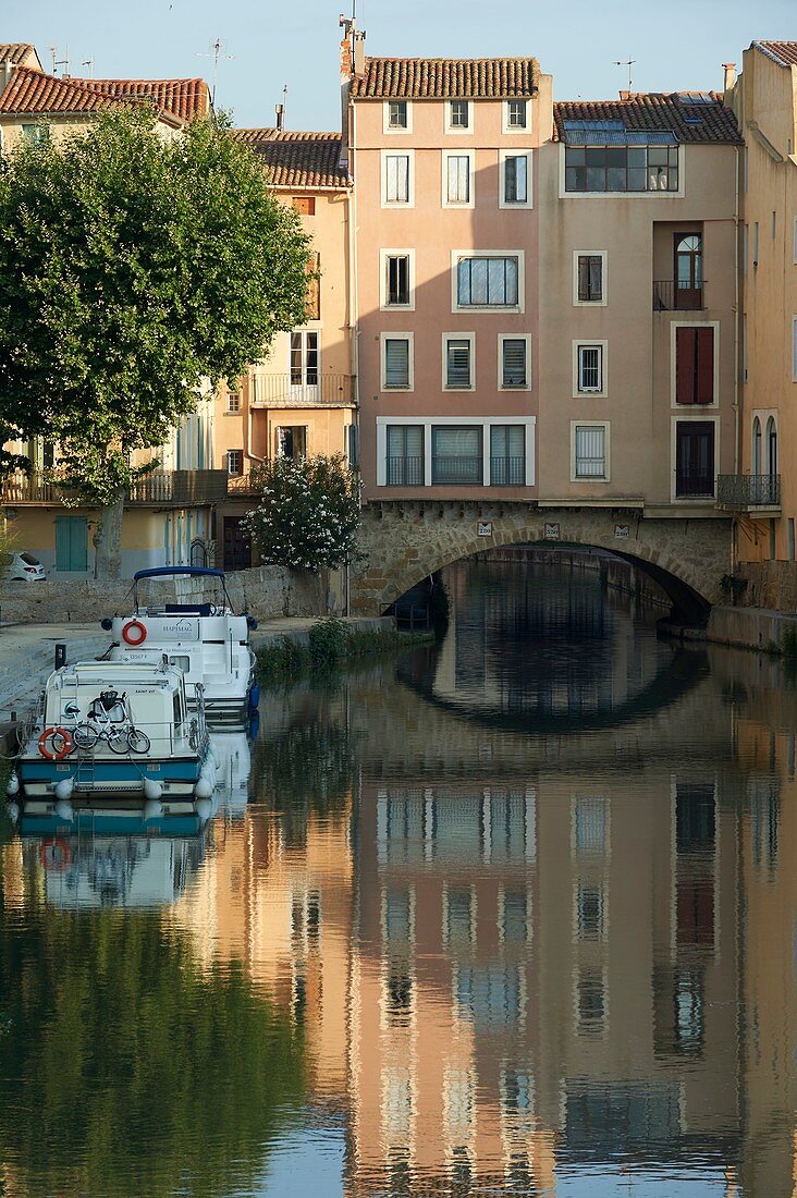 France, Aude, Narbonne, Canal de la Robine, the Merchants Bridge