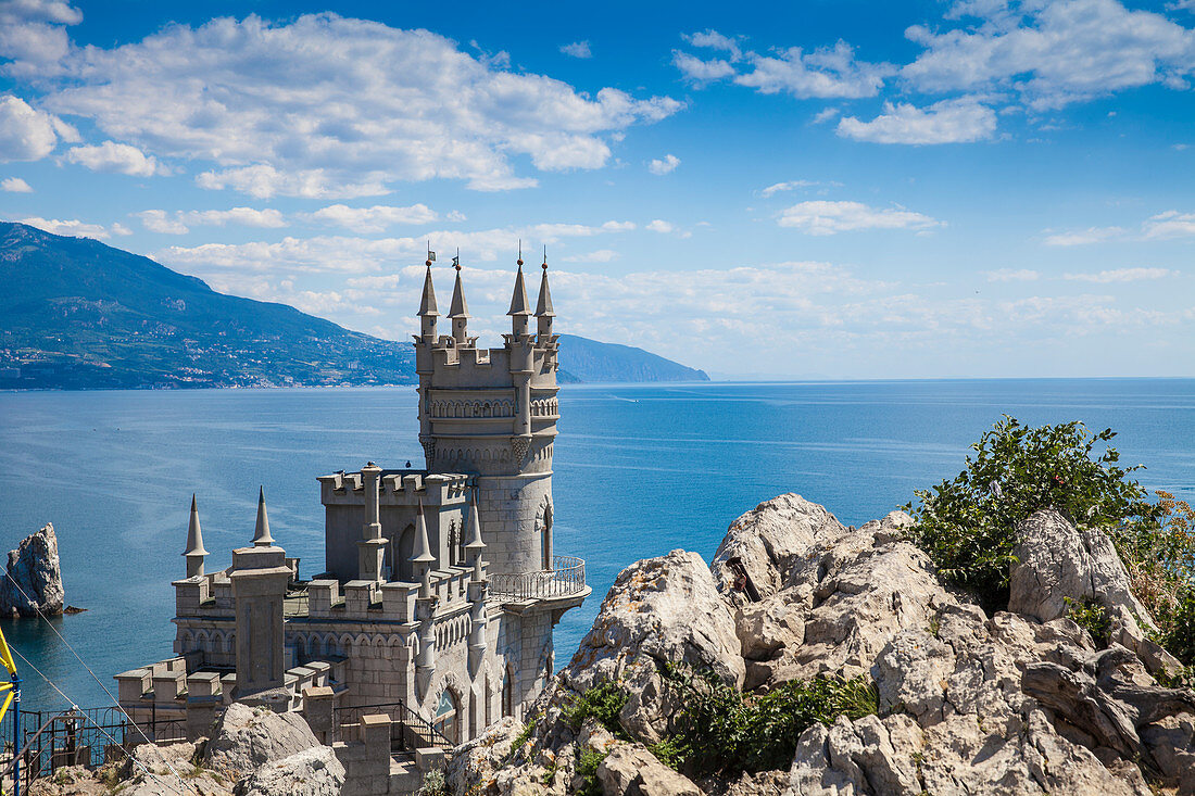 The Swallow's Nest castle perched on Aurora Cliff, Yalta, Crimea, Ukraine, Europe