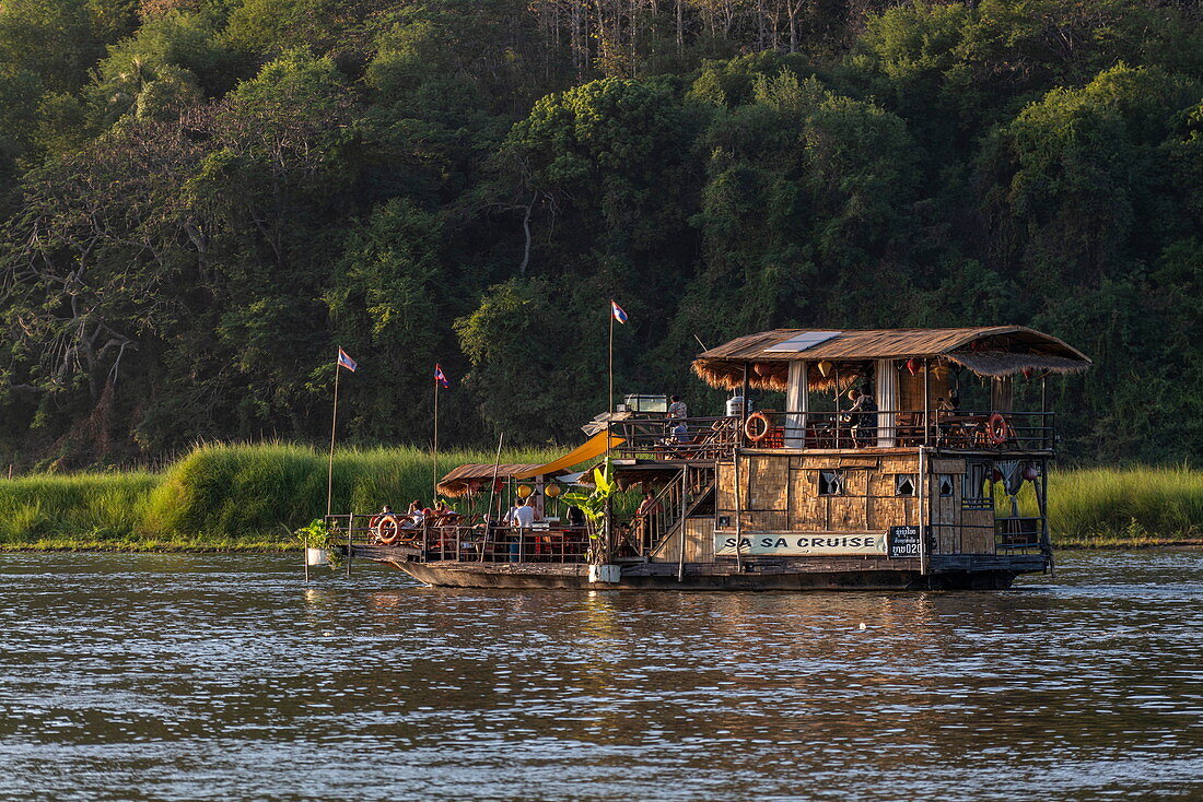 Tourist excursion boat on Mekong River, Luang Prabang, Luang Prabang Province, Laos, Asia