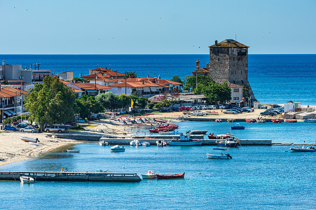 Der Turm von Prosphorion, Ouranopoli, Berg Athos, Zentralmakedonien, Griechenland, Europa