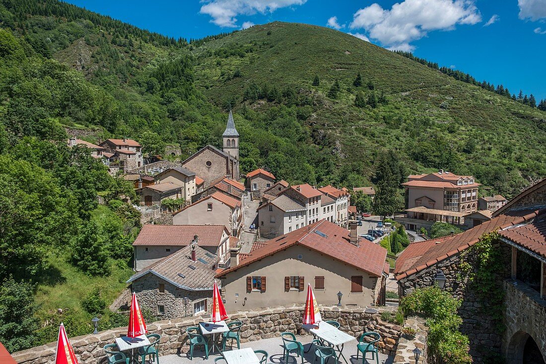 Frankreich, Ardeche, Saint Laurent les Bains, Parc naturel regional des Monts d'Ardeche (Regionales Naturschutzgebiet der Berge von Ardeche)