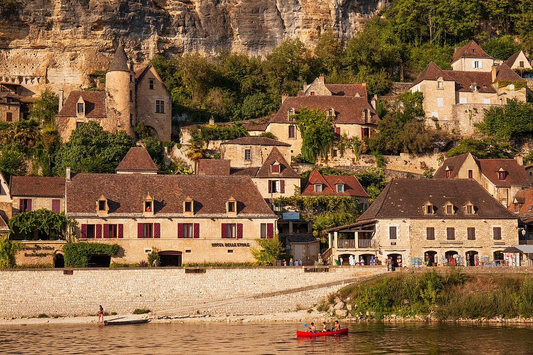 Frankreich, Dordogne, Dordogne-Tal, La Roque-Gageac, bezeichnet als die schönsten Dörfer Frankreichs