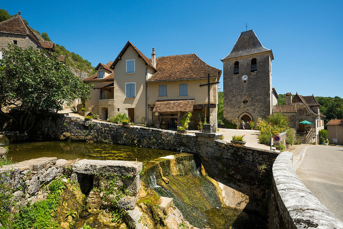 Corn, on the Célé, near Figeac, Lot department, Occitanie, France