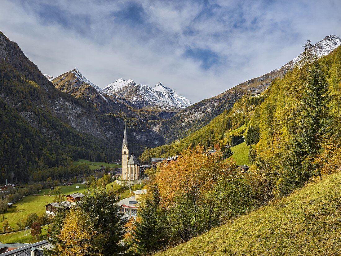 herbstliches Heiligenblut, Großglockner, Kärnten, Österreich