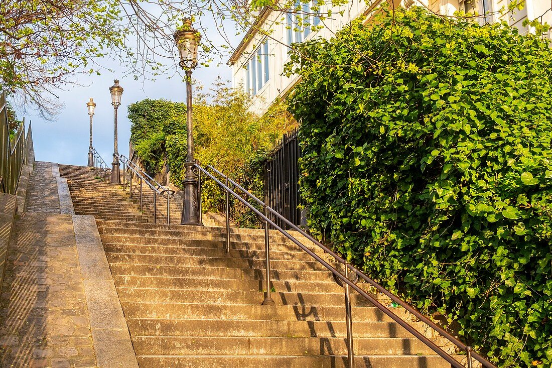 Frankreich, Paris, Butte Montmartre, Maurice Utrillo Street Stairs