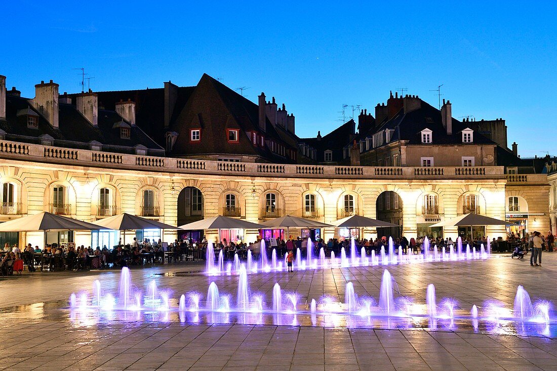France, Cote d'Or, Dijon, area listed as World Heritage by UNESCO, fountains on the place de la Lib?ration (Liberation Square)