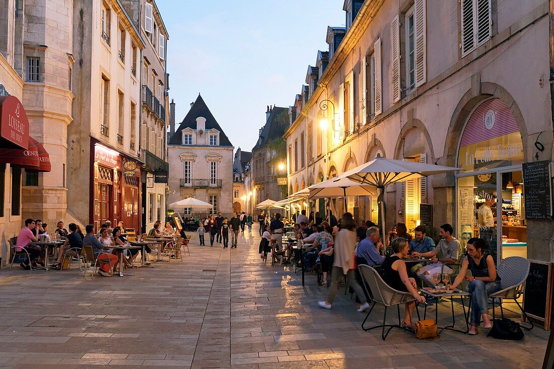 France, Cote d'Or, Dijon, area listed as World Heritage by UNESCO, rue Vauban
