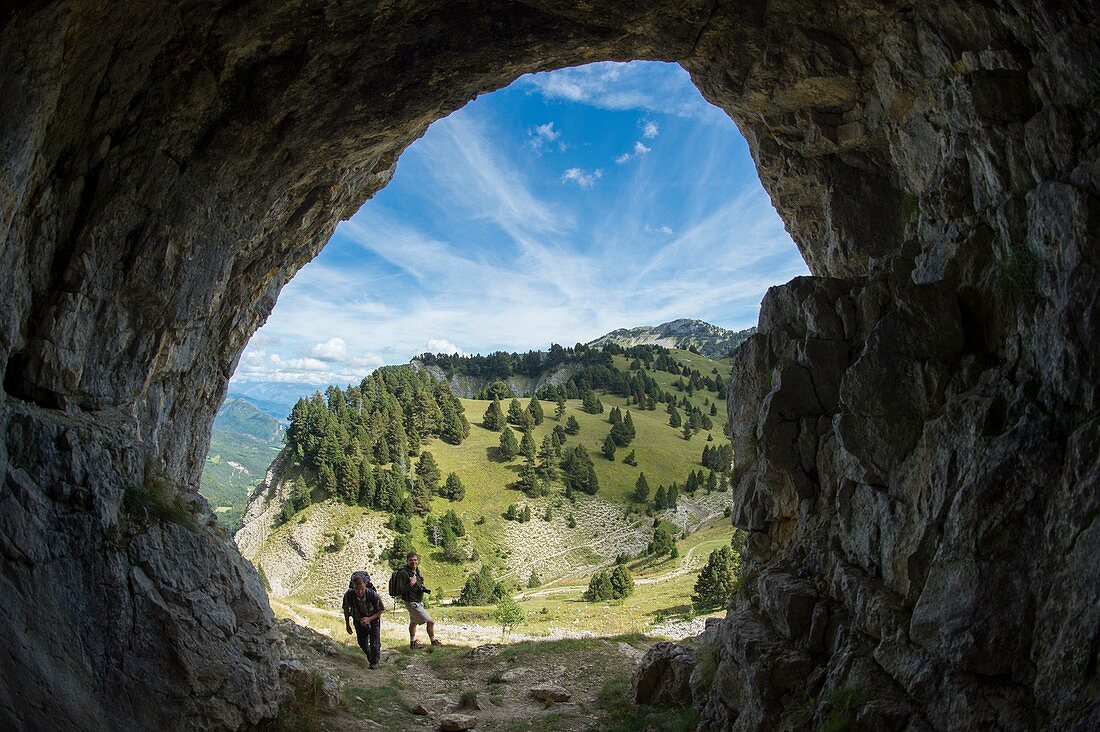 Frankreich, Isere, Massif du Vercors, Trieves, Regionaler Naturpark, Wandern auf den Spuren der Aiguille, der Höhle der Widerstandskämpfer und der Tete der Baumiers