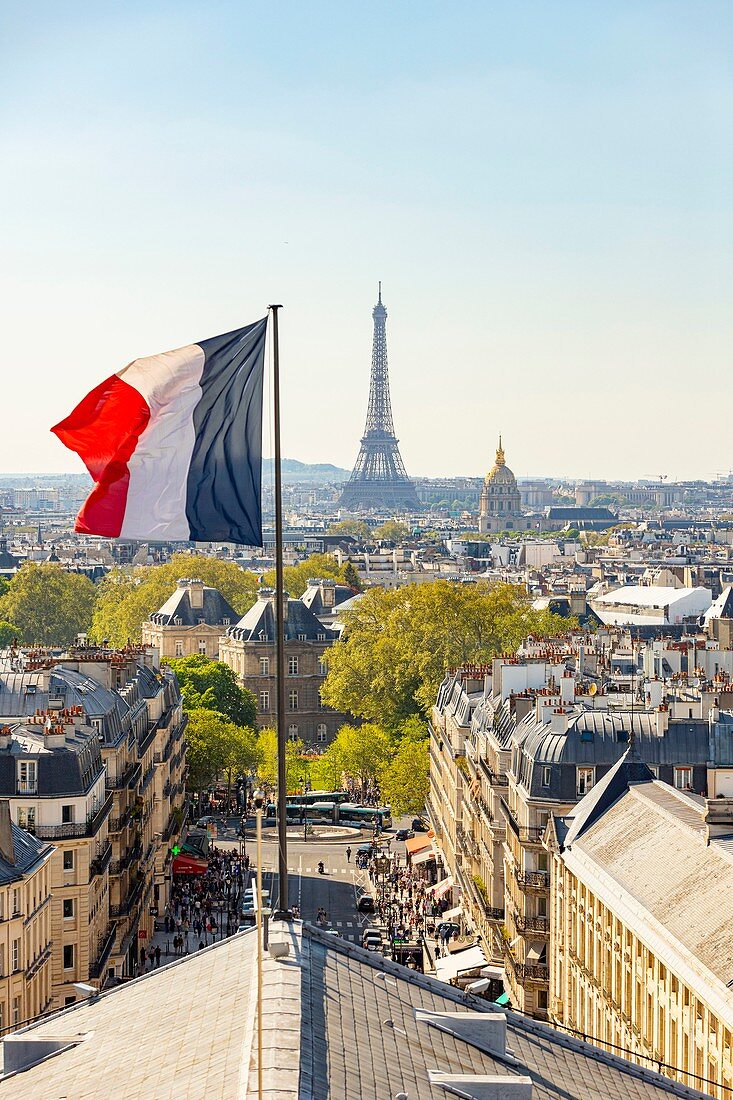 France, Paris, rue Soufflot, the Senate and the Eiffel Tower