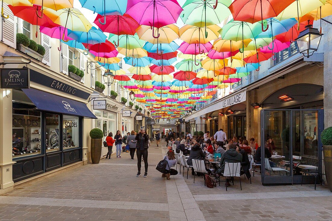 France, Paris, the Village Royal Cite Berryer rue Royale located nearby Place de la Concorde and Place de la Madeleine, umbrellas, The Umbrella Sky Project